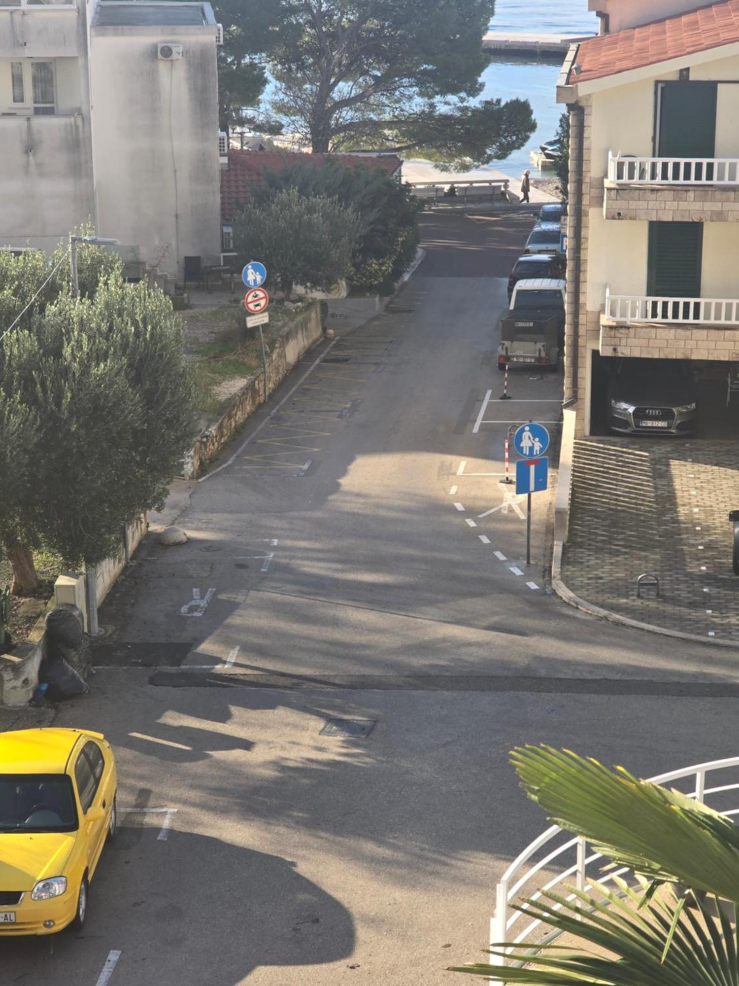 Apartments Iris Brela Εξωτερικό φωτογραφία